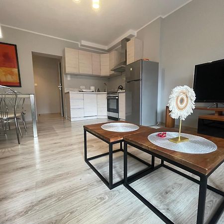 Apartament Przy Cieplickich Tezniach Jelenia Góra Eksteriør billede