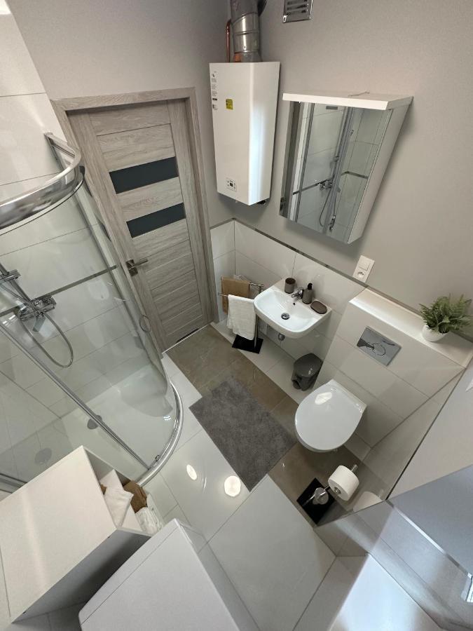 Apartament Przy Cieplickich Tezniach Jelenia Góra Eksteriør billede