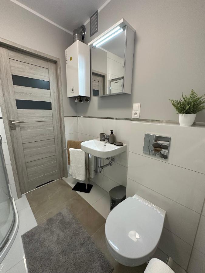 Apartament Przy Cieplickich Tezniach Jelenia Góra Eksteriør billede