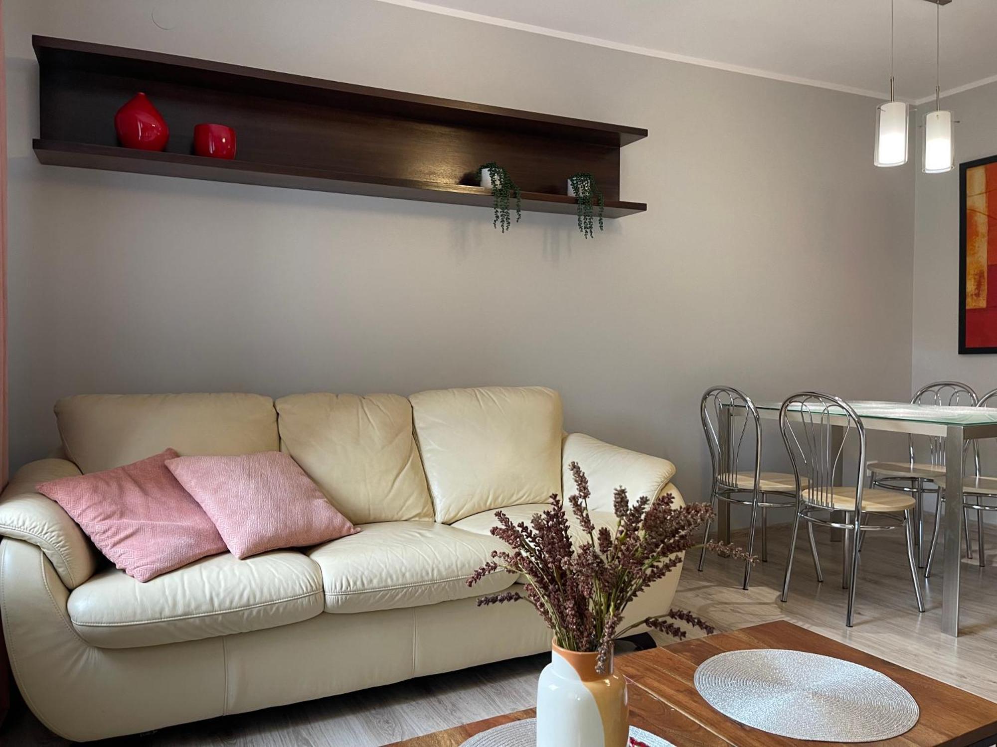 Apartament Przy Cieplickich Tezniach Jelenia Góra Eksteriør billede