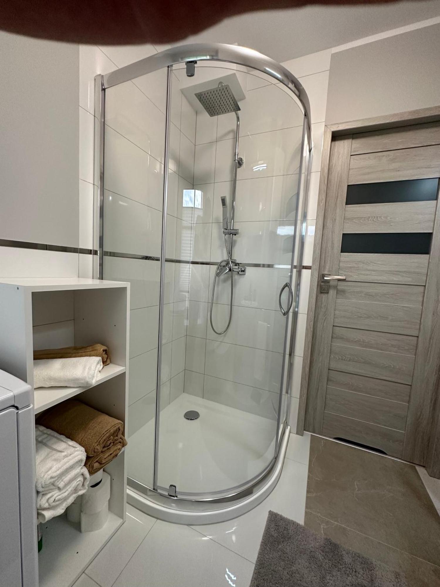 Apartament Przy Cieplickich Tezniach Jelenia Góra Eksteriør billede